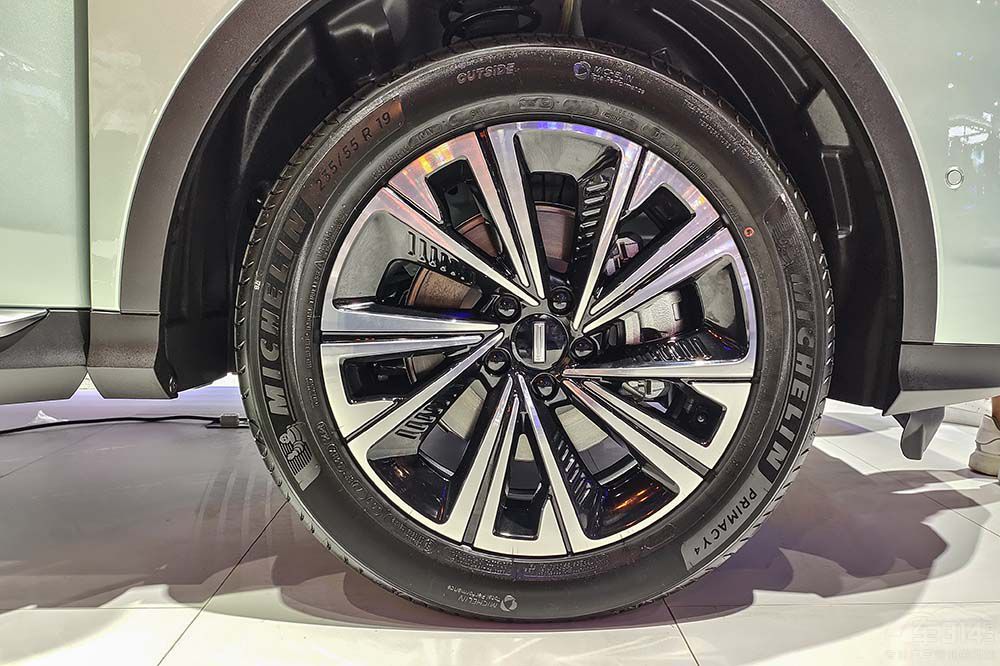 15-20f(wn)SUV]l(shu) @܇(ch)(yng)e(cu)^(gu)