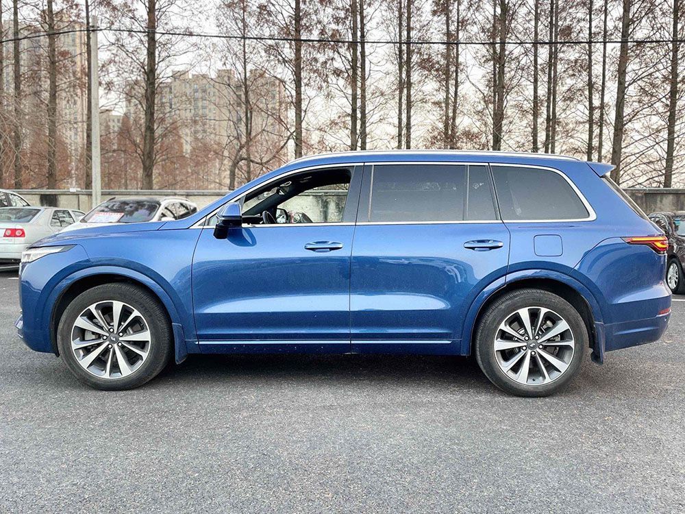 ĦDHT-PHEV M5ONExl
