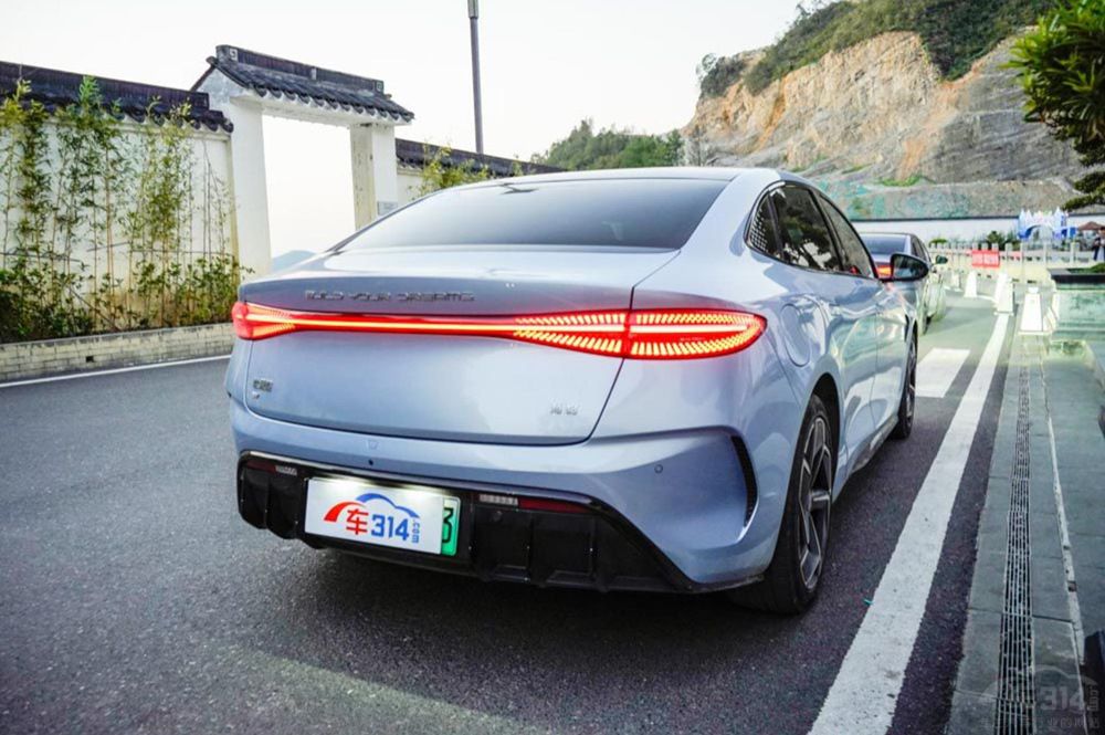 Model 3r(ji)㲻i3զx