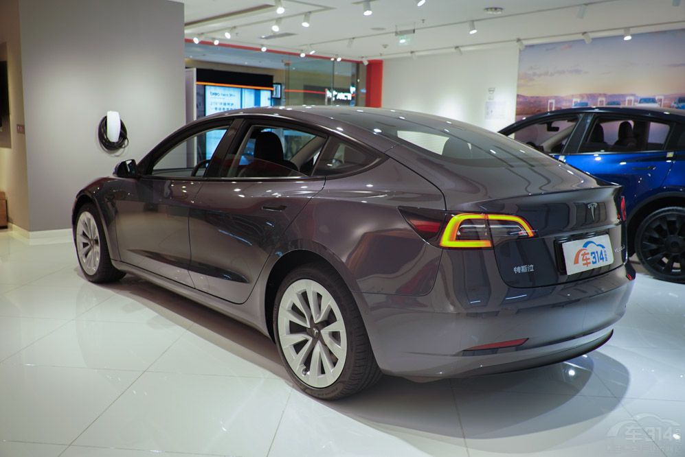 ˹Model 3ϚWW؈ l