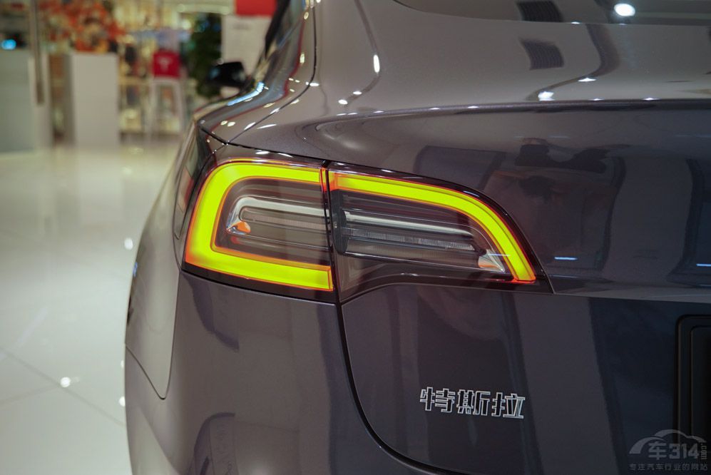 ˹Model 3ϚWW؈ l