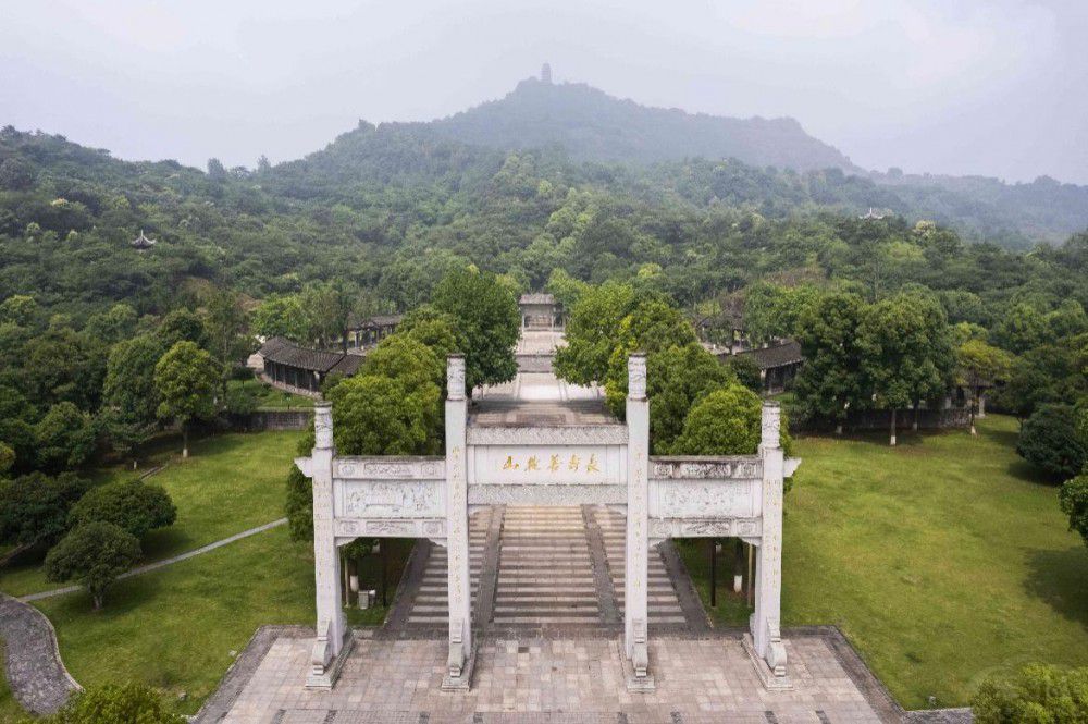 硬核突破!一汽-大眾攬巡帶你去探山攬?jiān)? title=