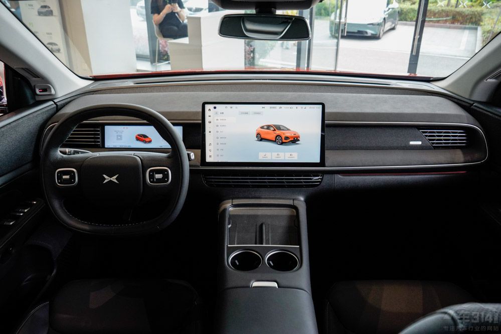 LСiG6 l20fSUV֮