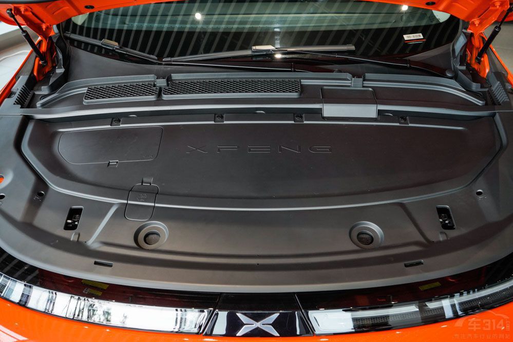 LСiG6 l20fSUV֮