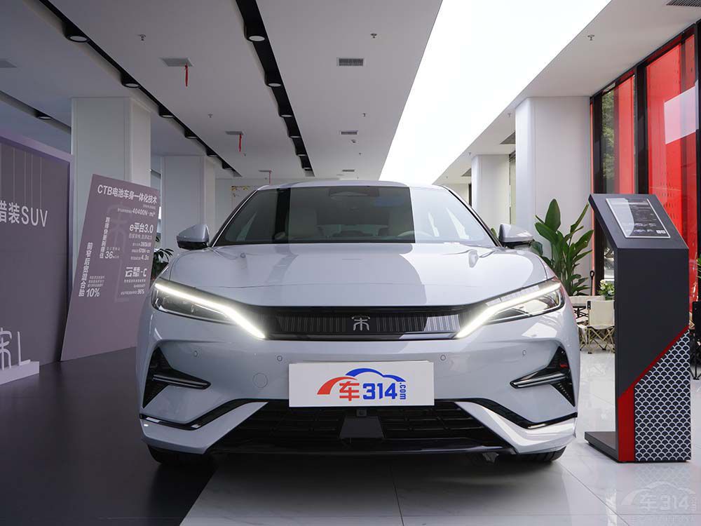 LСiG6 l20fSUV֮