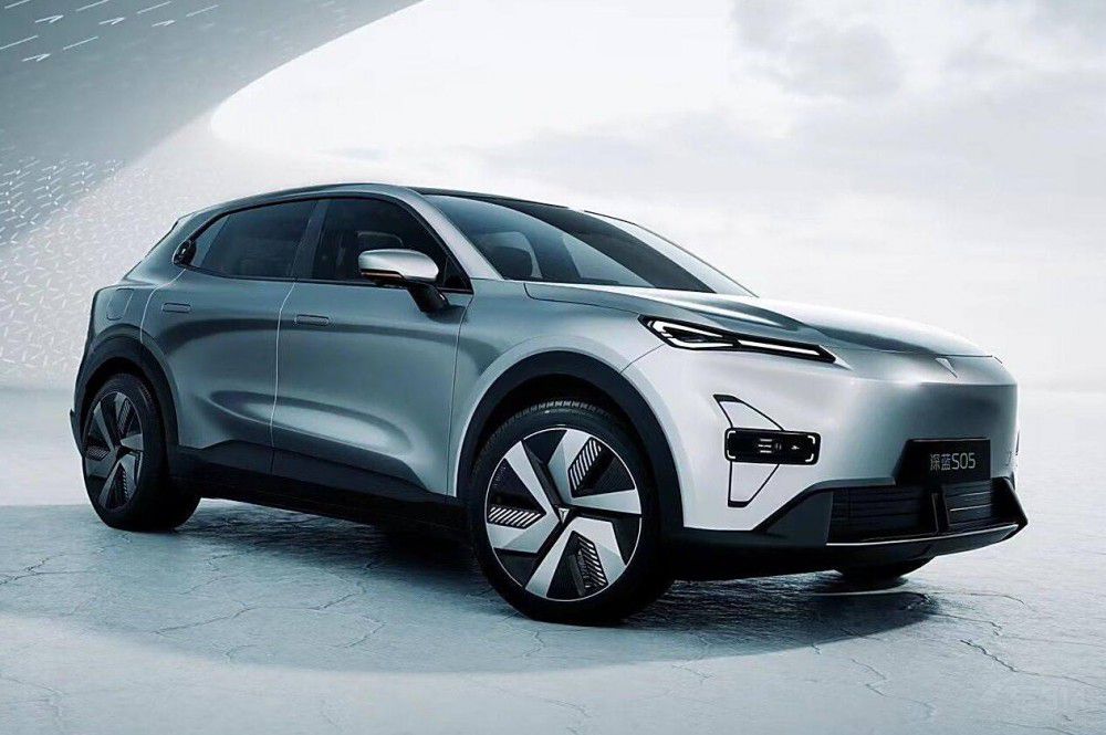 ɶ܇չװl(f)SUV°˚