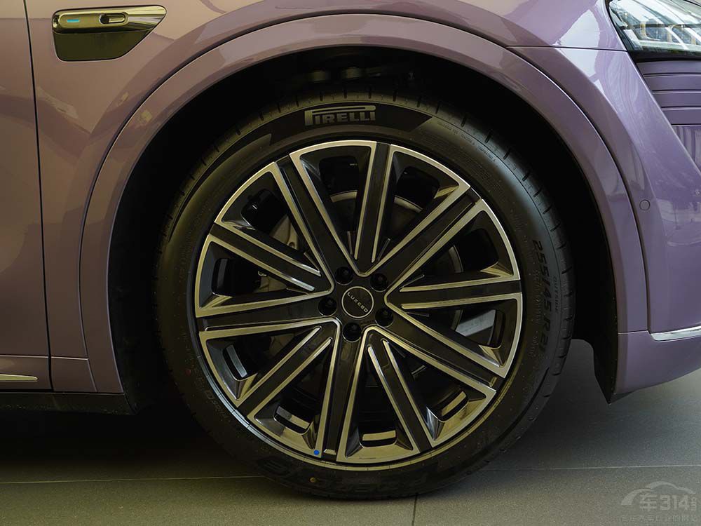 MMǽR7Model Y°