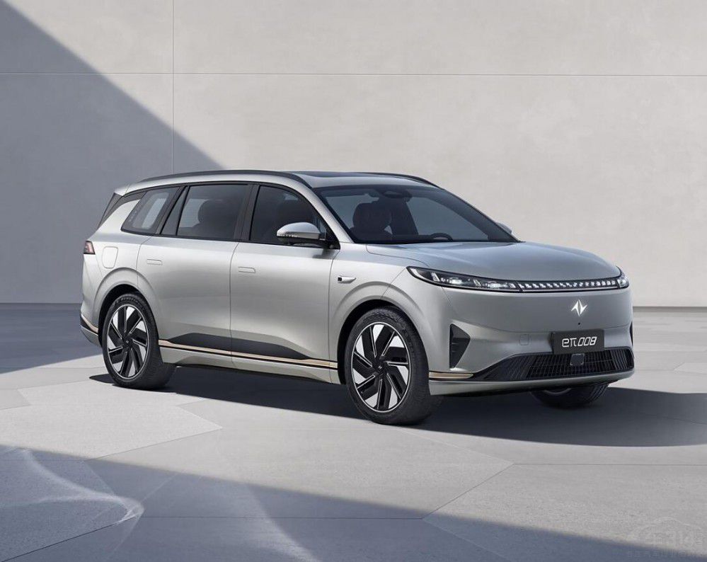 30fA(y) @׿µġ󱭡SUV