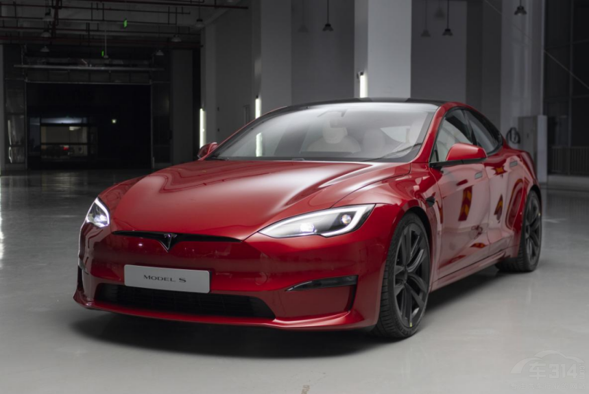 Model 3/Y{(dio)ۃr ȫModel S/X
